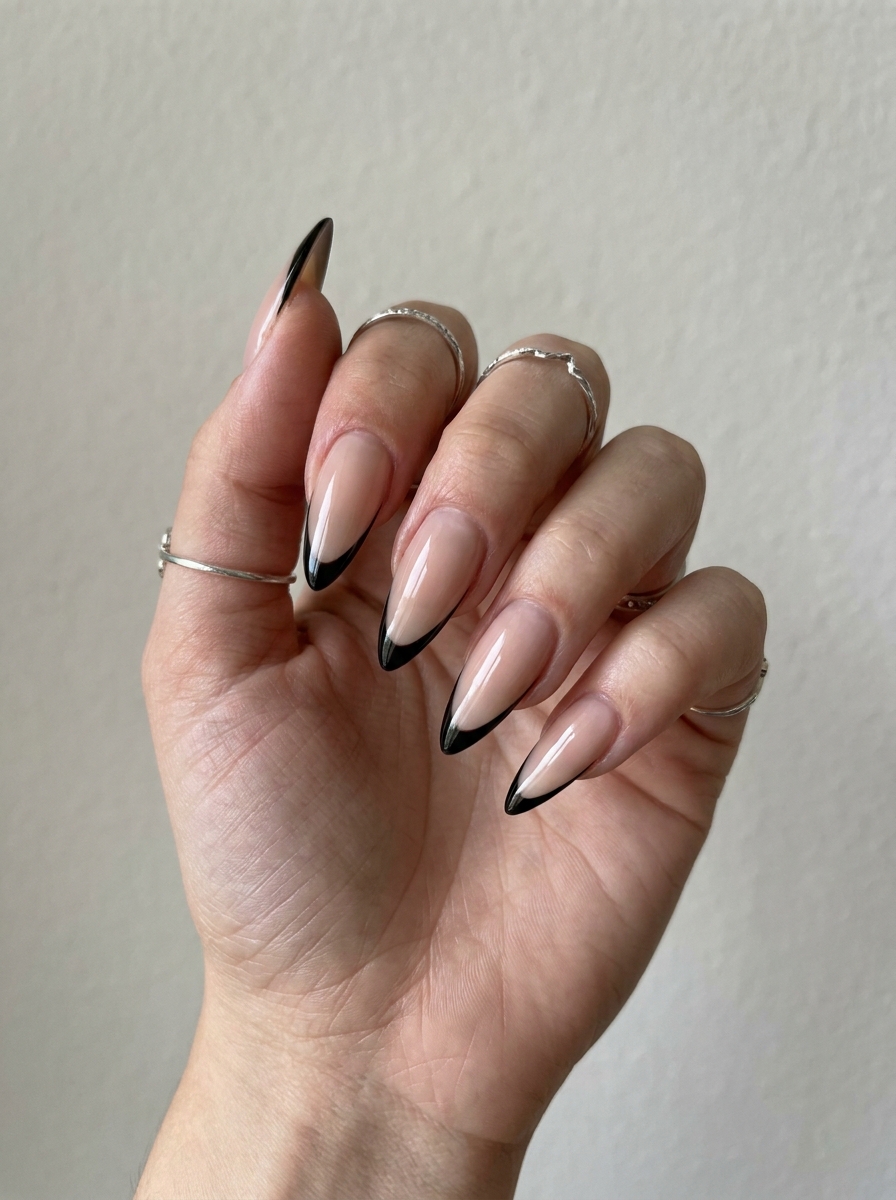 Black French Stiletto Nails als Stiletto Nägel Inspiration 2026